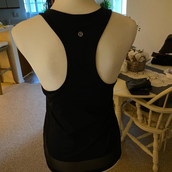 Lululemon Mesh Edged Tank - Picture 2 of 3